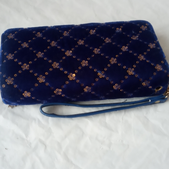 Wristlet purse - Picture 2 of 7